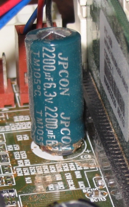 Memory capacitor